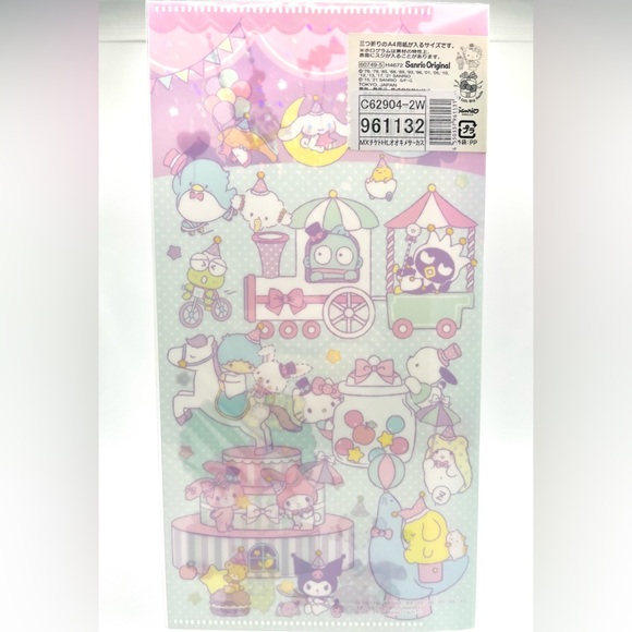 Sanrio Character Glittery Ticket Holder - Picture 3 of 3